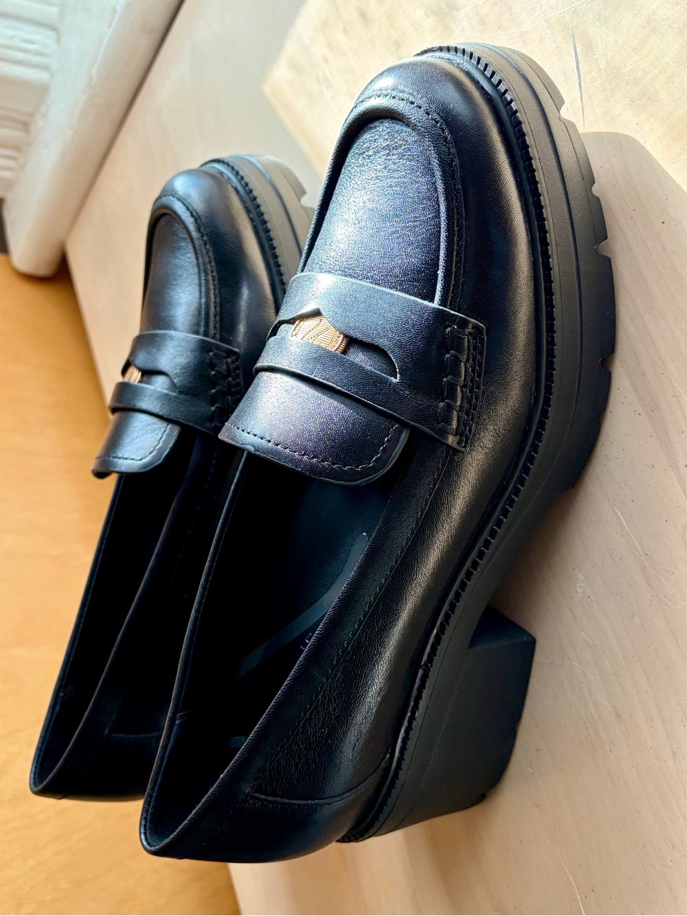 Women’s Naturalizer LUMOS PLATFORM PENNY LOAFER Black Leather